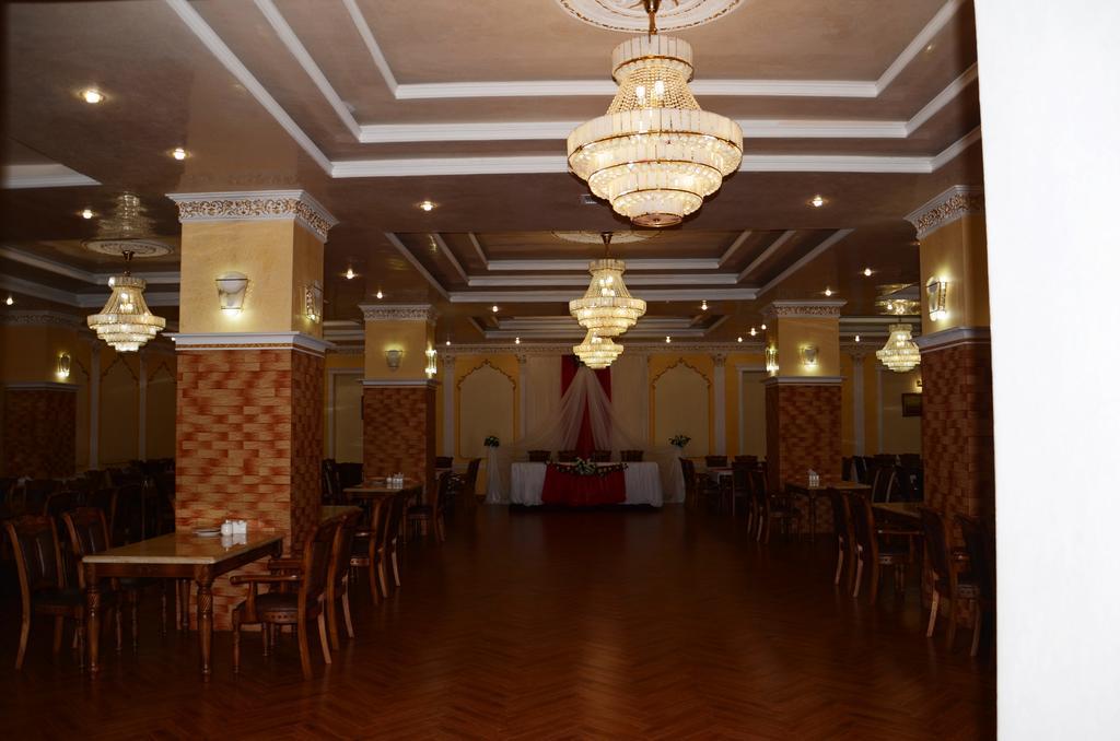 Saryarka Hotel Astana Exterior photo