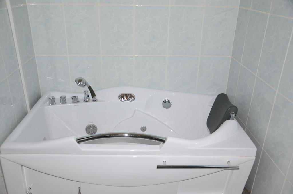 Saryarka Hotel Astana Room photo